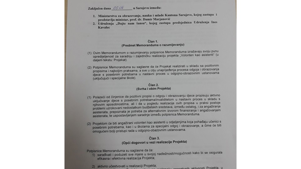 5bf7fddeb0383_article.jpg