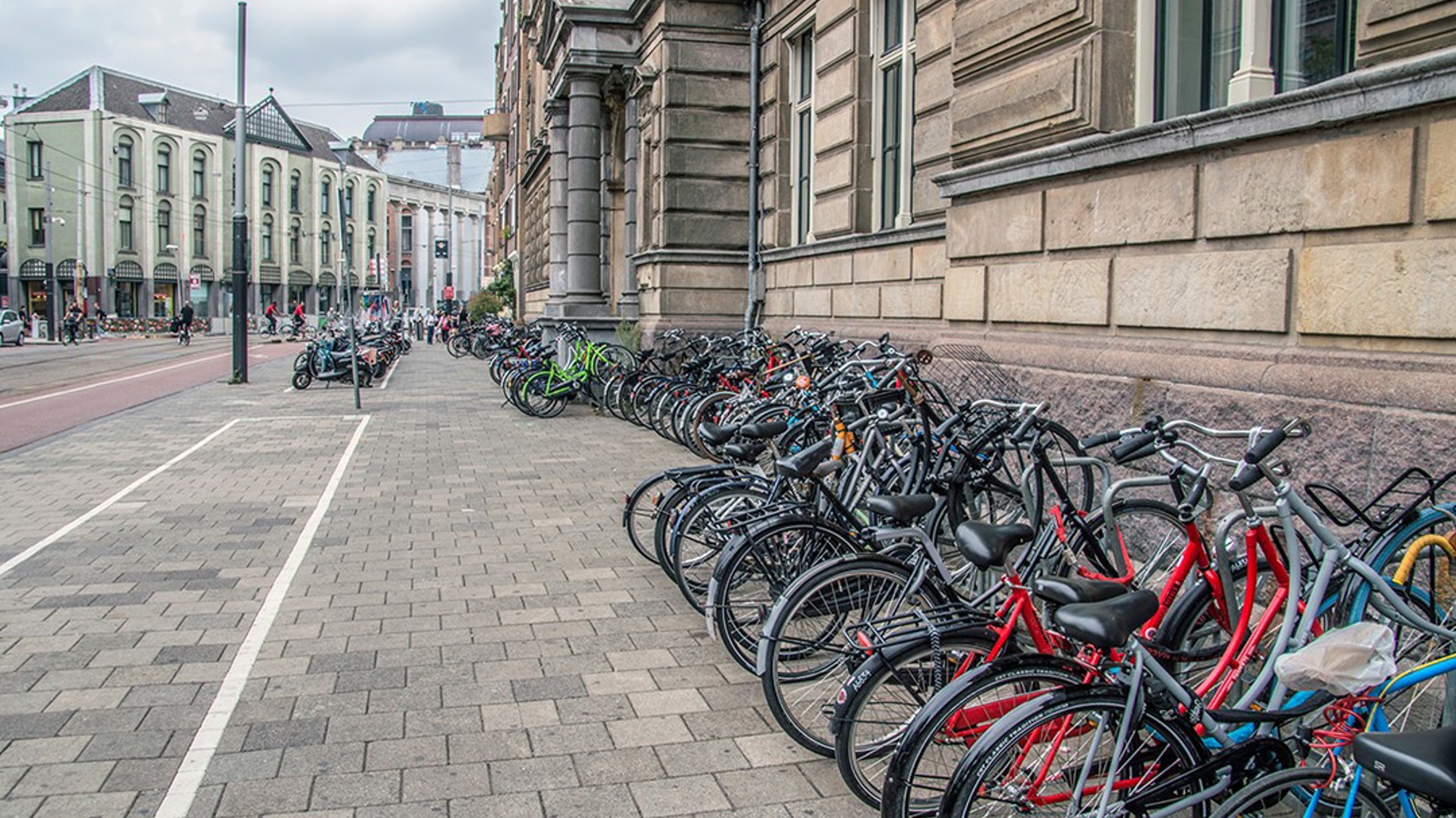 U Amsterdamu oko 8.000 djece nema dovoljno nastavnika i nastavnica