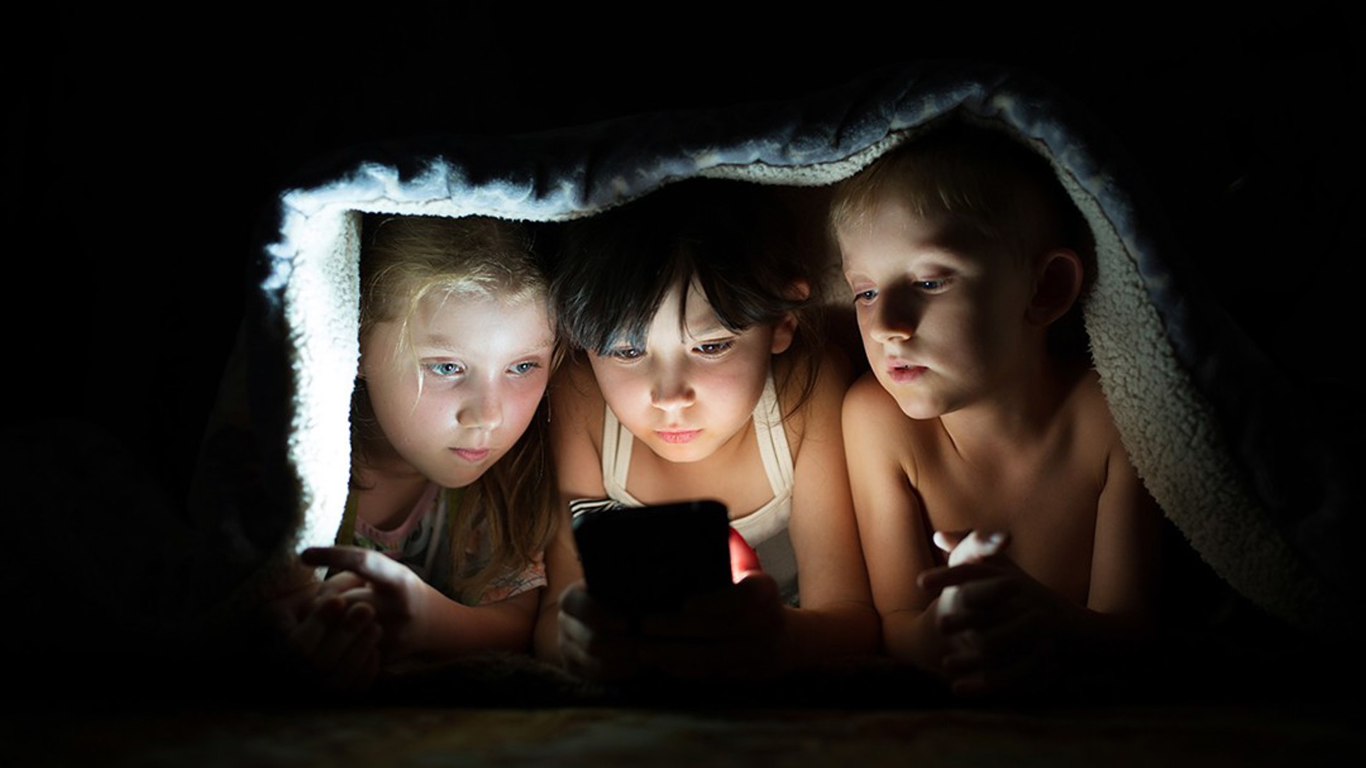 Djeca iz imućnijih porodica imaju lakši pristup internetu