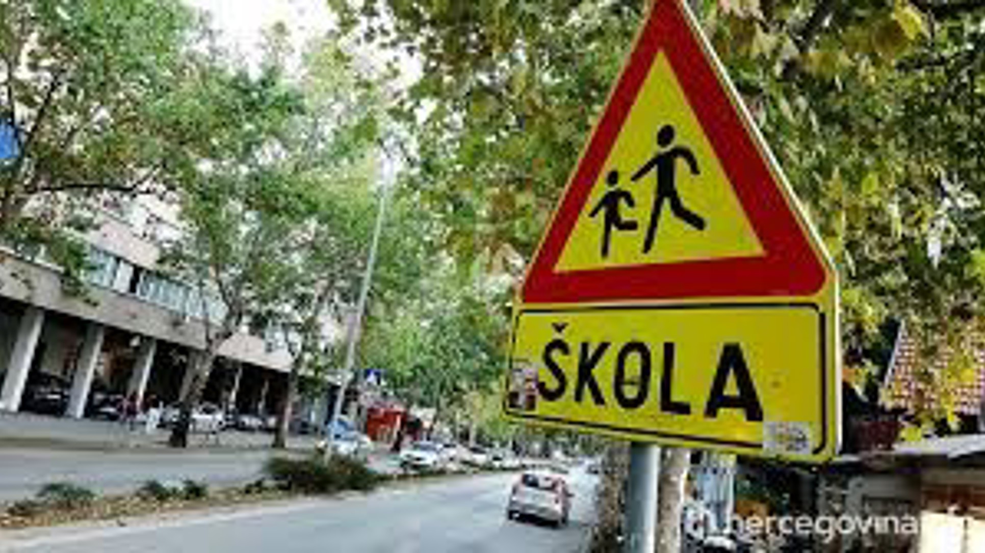Sve u ime djece, pa ko koga prevari