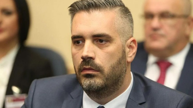 Pomoć ili populizam 