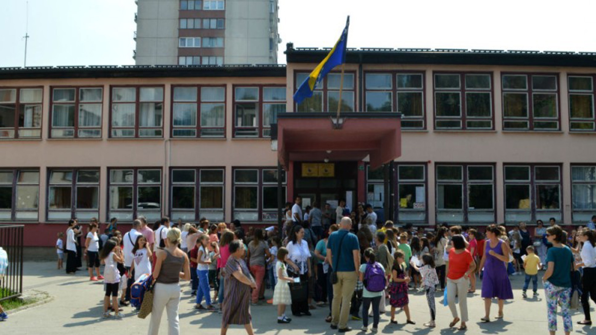 Poigravanje himnom