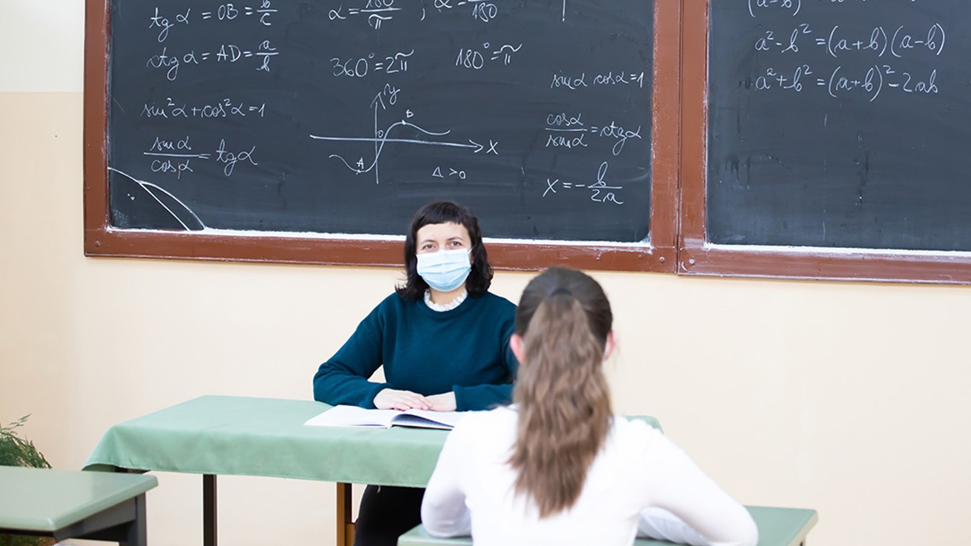 Sjediti na času ili hodati kroz učionicu