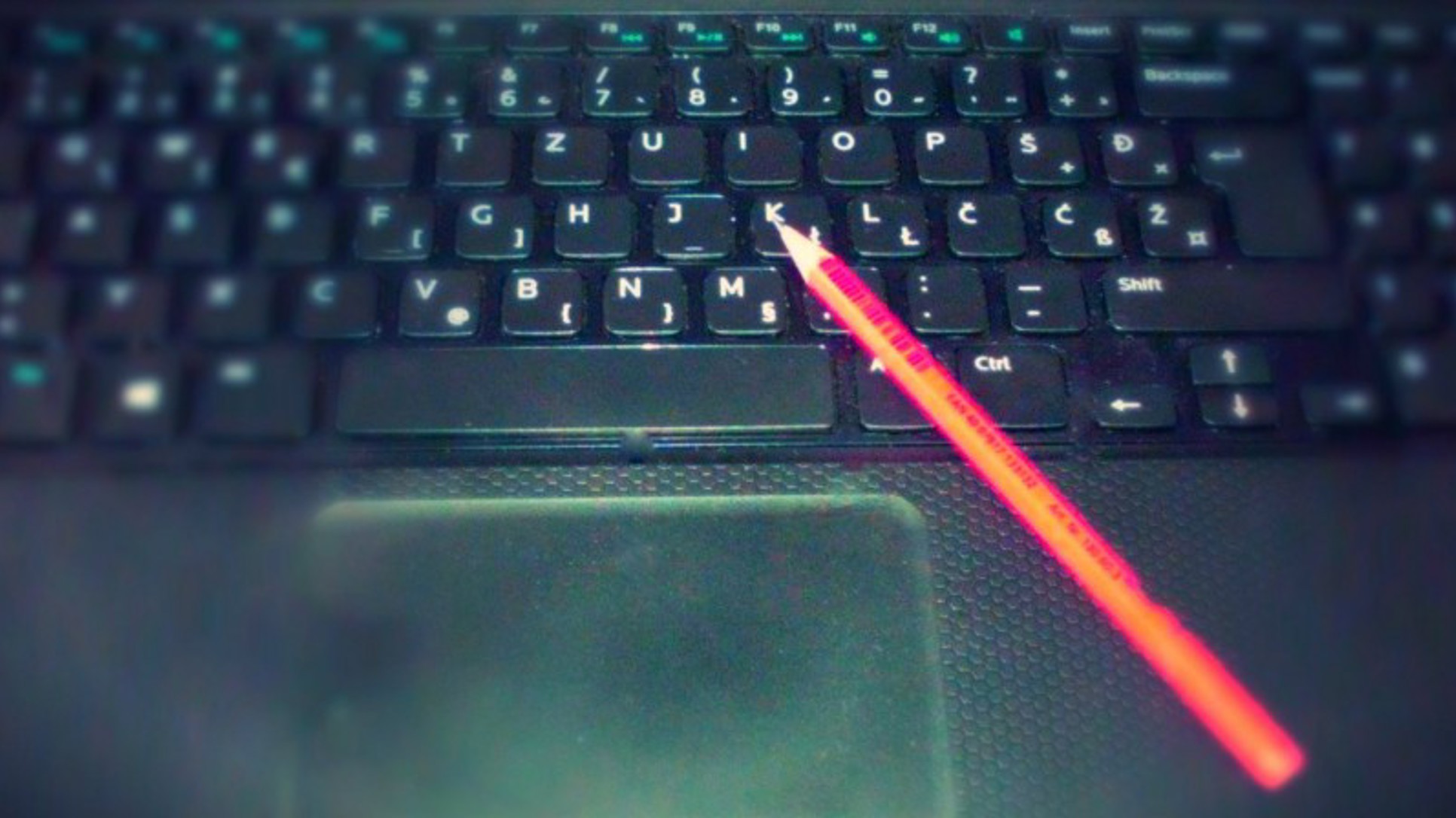 Tastatura ili olovka?
