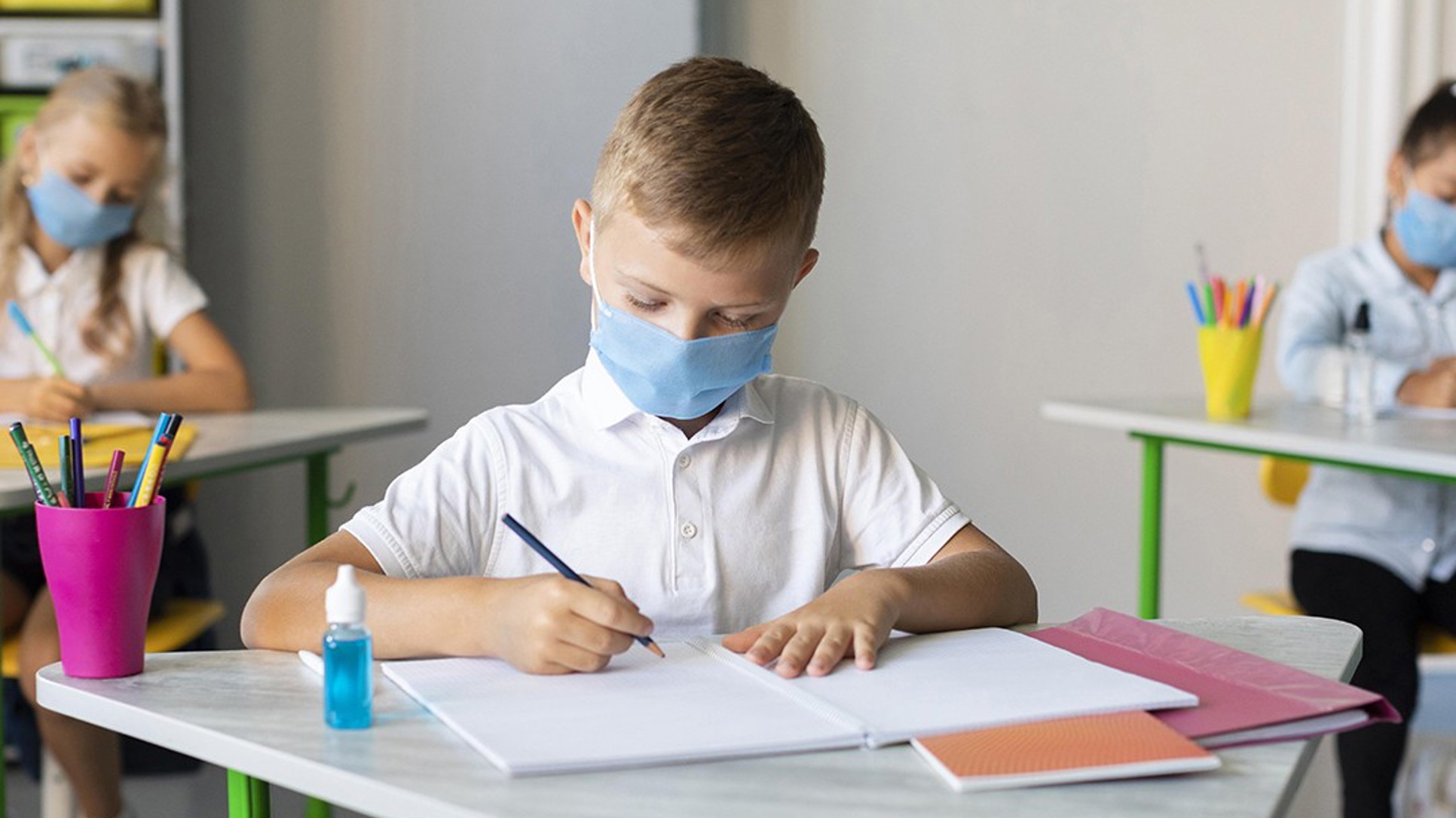 Američko udruženje pedijatrica: U školama svi treba da nose maske