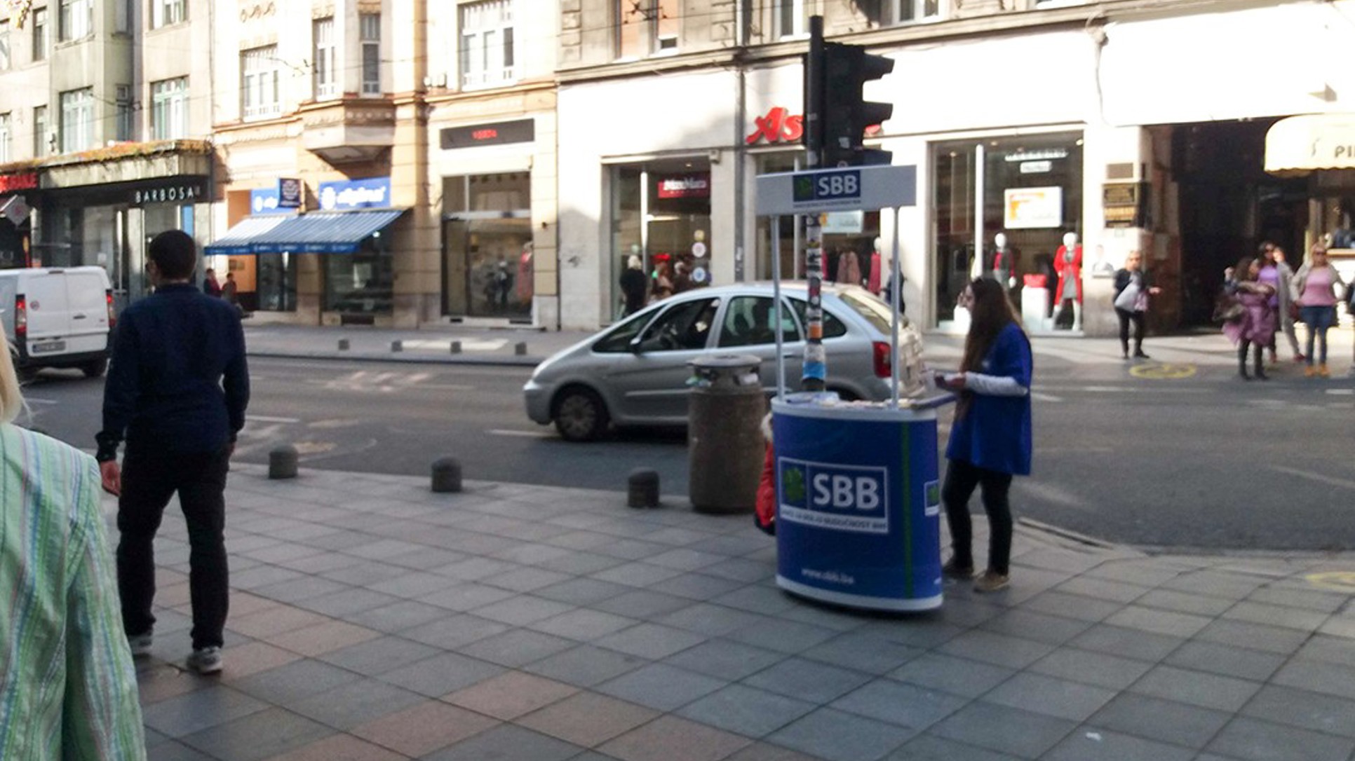 Stranački volonteri neznalice, a stranke nezainteresovane